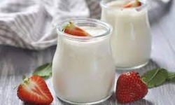 Mặt nạ dưỡng ẩm từ mật ong, sữa chua